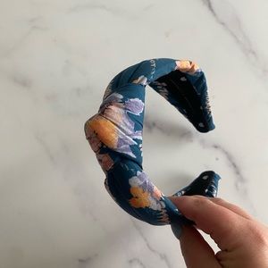 Lele Sadoughi headband blue floral, like new